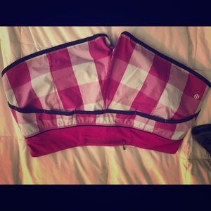 Size 10 lululemon 2 way stretch run speed short